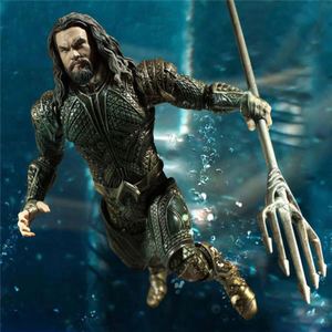 Muñeco de Acción de Tela de 6 Pulgadas de la Liga de la Justicia de Mezco Anime, Modelo de PVC Hecho a Mano, Nuevo, Personajes de Frozen - Product Image 5