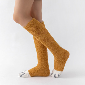 Patte de <span class=keywords><strong>chat</strong></span> hiver <span class=keywords><strong>chaussettes</strong></span> femmes s longue rayure mignon sol sommeil épais filles dessin animé Animal doigts chaussette chaude pour femmes <span class=keywords><strong>chat</strong></span> pied genou - Product Image 3