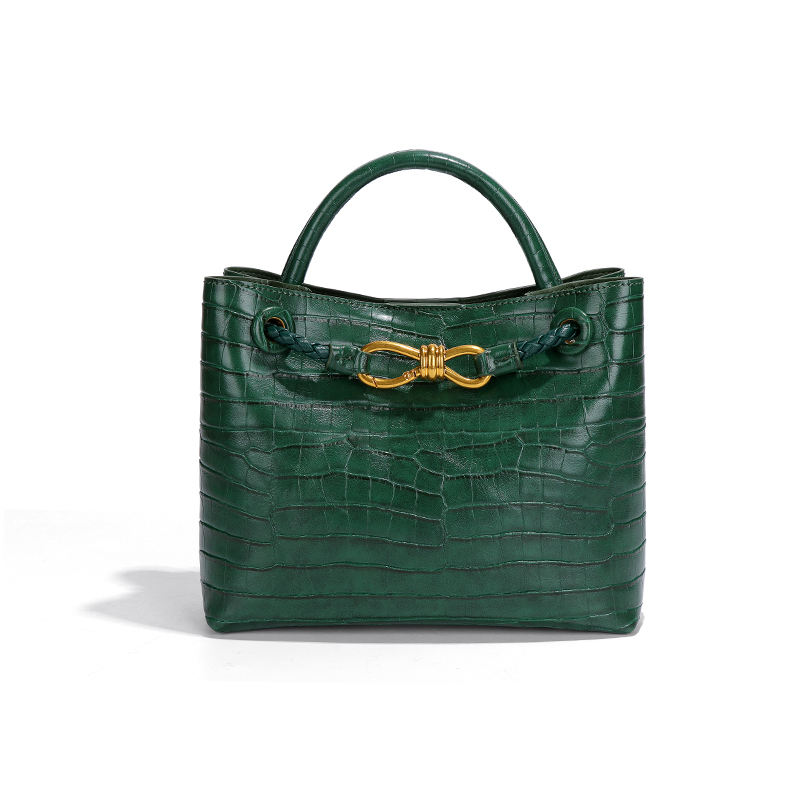 W1747 # Emerald Green