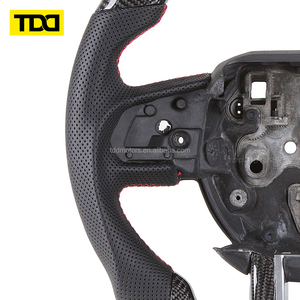 Volante de Fibra de Carbono Real TDD Compatible con Range Rover Evoque - Product Image 3