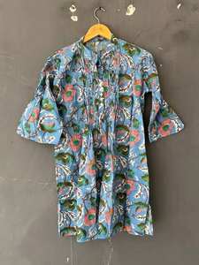 Vestido Kurti Hecho a Mano 100% Algodón Ecológico Lavable con Estampado Floral Digital Étnico para Mujer, Cuello en V, Manga 3/4, Silueta Trompeta - Product Image 6