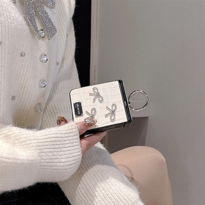 Étui de téléphone élégant et preppy en jean imprimé crocodile avec strass en cristal et support anneau pour Z Flip 7 6 5 4 3 – Housse de protection girly - Product Image 6