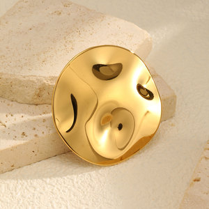 Broche mode simple or pour femme en acier inoxydable modèle rond irrégulier lisse - Product Image 3
