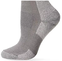 Chaussettes Crew personnalisées pour femmes pour les sports de plein air Chaussettes de randonnée sur sentier confortables, chaudes, respirantes et personnalisées pour l'hiver