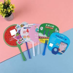 Abanico de Mano Personalizado de Plástico con Diseño de Anime, Impresión Personalizada CMYK para Publicidad, Mini Abanico de Mano, Venta al Por Mayor - Product Image 4