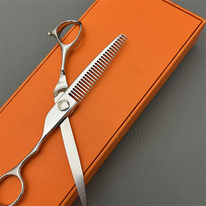 กรรไกรตัดผมลู 6 นิ้ว VG10 สแตนเลสสตีล กรรไกรซอยผมสำหรับคนถนัดขวา ใบมีดมาตรฐาน ความยาว 62 มม. - Product Image 3