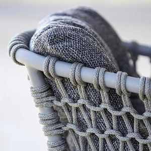 Conjunto de Mesa y Sillas de Jardín de Metal Moderno de Alta Gama, Resistente al Agua y a los Rayos UV, <span class=keywords><strong>para</strong></span> Comer al Aire Libre, Patios, Casas de Huéspedes y <span class=keywords><strong>Vacaciones</strong></span> - Product Image 3