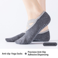 Chaussettes de sport antidérapantes tricotées pour Yoga et Pilates, avec logo sur le bord et le bas, modèle ODM haute tige pour la saison automne