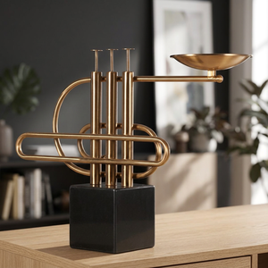 Porte-bougie moderne en métal en forme de trompette avec base en marbre noir, design artistique d'instrument de musique, support de bougie pour la décoration de la maison - Product Image 6