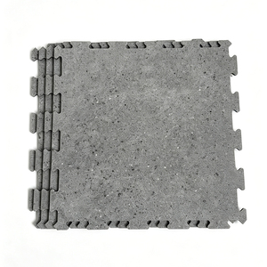 Dalles de sol intérieures industrielles antidérapantes en composite à clipser, avec une capacité de charge élevée et une installation rapide - Product Image 3