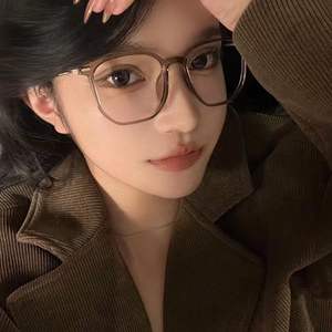 แว่นตากรอบพีซีทรงสี่เหลี่ยมสไตล์เกาหลีสำหรับผู้หญิง ป้องกันแสงสีฟ้า กรอบเต็ม 813 แว่นตาตกแต่งแบบไม่มีค่าสายตา - Product Image 4