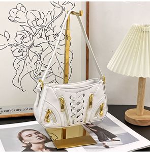 Français couleur unie luxe cerclage Style sacs à main tendance <span class=keywords><strong>moto</strong></span> haute qualité sous les bras petits sacs à main carrés - Product Image 4