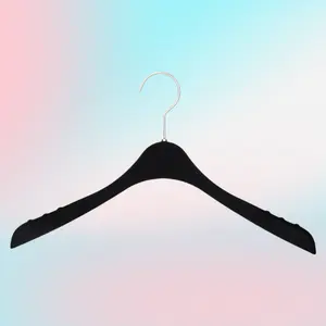 Cintres de costume avec logo personnalisé Cintres en plastique de luxe antidérapants Cintres en plastique pour présentoir de magasin de vêtements pour femmes