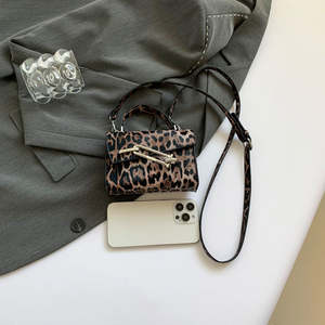 Bolso de Hombro Diagonal de Piel Sintética para Mujer, Estilo Moderno 2026, Bolso de Mano con Estampado de Leopardo para Mujer, Venta al por Mayor - Product Image 4