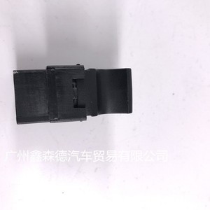 Tapa de Tanque de Combustible Rb con Asa 1J0959833A de Plástico para Golf 4, Passat, Lingyu, Bora - Product Image 4