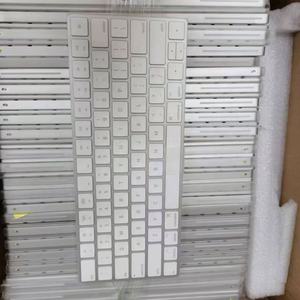 Clavier Magique A1644 pour Apple en Blanc - Product Image 3