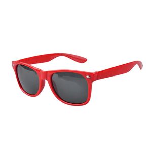 Lunettes de soleil personnalisées QM en gros pour hommes et femmes, monture PC, verres PC, impression de logo sur mesure - Product Image 4
