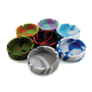 Cenicero de Silicona Ecológico, Portátil, Irrompible, Diseño Minimalista, Multicolor, Bandeja de Mesa para Cigarrillos, Blunts y Cigarros - Product Image 1