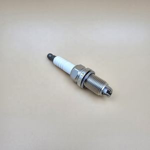 Bougies d'allumage <span class=keywords><strong>Denso</strong></span> pour voitures 90919-01164 K16R-U11/3120 9091901164 K16PR-U11/3130 K16TR-11 90919-01192 - Product Image 1