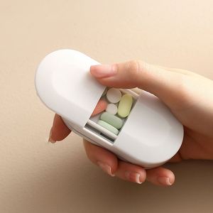 เครื่องตัดยาเม็ดแบบพกพา ตัดยาเม็ดได้หลายขนาด สั่งทำโลโก้ได้ ขายส่ง - Product Image 2