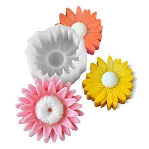 Flor <span class=keywords><strong>de</strong></span> silicona molde DIY Chocolate <span class=keywords><strong>Fondant</strong></span> rosa en forma <span class=keywords><strong>de</strong></span> vela molde <span class=keywords><strong>de</strong></span> vela <span class=keywords><strong>de</strong></span> yeso molde <span class=keywords><strong>de</strong></span> silicona <span class=keywords><strong>de</strong></span> <span class=keywords><strong>girasol</strong></span> para velas - Product Image 4