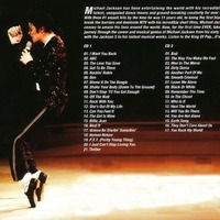 Michael Jackson : Les Essentiels - 2CD des plus grands succès avec des morceaux emblématiques de pop et de dance
