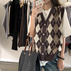 Chaleco de Punto Acrílico/Poliéster con Patrón de Diamantes Otoñales, Cuello en V con Botones, Estilo Preppy, Cárdigan para <span class=keywords><strong>Mujer</strong></span> - Product Image 4