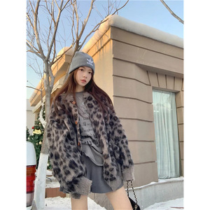 Otoño nuevo suéter estilo coreano tendencia modelos más vendidos Chaqueta de punto de leopardo de un solo pecho Mujer - Product Image 3