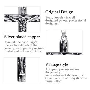 Collar con Colgante <span class=keywords><strong>de</strong></span> Cruz Crucifijo <span class=keywords><strong>de</strong></span> Cobre Plateado Estilo Vintage, Joyería Religiosa Devocional para Hombre, Venta al Por Mayor - Product Image 3