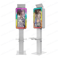 Espejo de cristal de 32 "Monitor de pantalla táctil LCD de 21,5" Máquina de quiosco para cabina de fotos Marco de luz LED Flash RGB con impresora de cámara adaptada