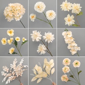 Fleurs artificielles en gros tons champagne - pour la décoration de mariage et l'aménagement des lieux |   Pour les fleuristes et les créateurs d'événements - Product Image 1