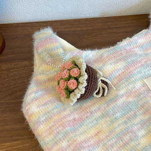 Llavero de Flores Tejidas a Crochet Hechas a Mano DREA, Ramo de Rosas, Colgante de Flores, Accesorios - Product Image 6