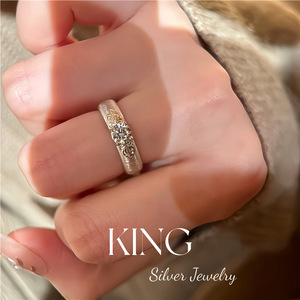 Bague en argent sterling S925 King Silver Jewelry avec motif floral en zircon, alliance pour femme - Product Image 2