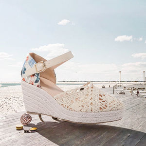 Nuevas Sandalias de Plataforma con Punta Abierta y Diseño Floral de Crochet para Mujer, con Correa en el Tobillo, Zapatos Casuales de PU para Verano y Aire Libre - Product Image 3