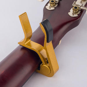 Accesorios de guitarra coloridos Capo de guitarra de aleación de aluminio acústico para guitarra bajo <span class=keywords><strong>ukelele</strong></span> - Product Image 4