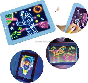 I giocattoli educativi di arte dei bambini che scrivono il blocco magico della tavola di arte creativa illuminano il cuscinetto di disegno 3D - Product Image 1