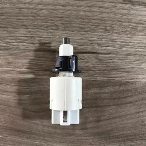 หัวฉีดเชิงกล84340-09070สำหรับ Toyota Camry Corolla Yaris Suzuki - Product Image 1