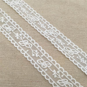 Dentelle en organza / dentelle en maille de polyester avec broderie complexe soluble dans l'eau pour textiles de maison, sacs, projets de décoration DIY - Product Image 1