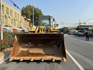 Deux unités Original Komatsu WA380-6 chargeuse sur pneus chargeurs d'occasion engins de construction machines wa380 à vendre japon payloader - Product Image 5