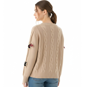 Đẹp màu be dệt kim cung và áo len động vật cho phụ nữ với nút - Product Image 2