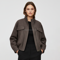 Blouson bomber en tweed à carreaux personnalisé à col montant et poches plaquées pour femmes