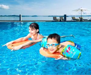 Patinete Ligero para Piscina, Diseño Inflable, Motor de 230W, Velocidad de 1m/s - Product Image 3
