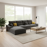 Canapé d'angle modulable beige en forme de L avec chaise longue, coussins à bordure côtelée en tissu et oreillers, idéal pour le salon