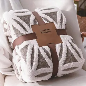 Made in China Custom Designs Multi Color Soft and Skin-friendly Cutting Sherpa Throw Blankets