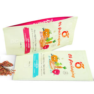 אריזת מזון לחיות מחמד (כלבים וחתולים) מפלסטיק איכותי בהתאמה אישית, במשקלים 1 ק\\\"ג, 5 ק\\\"ג, 10 ק\\\"ג ו-20 ק\\\"ג, עם סגירת רוכסן. - Product Image 6