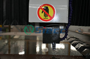 Panel compuesto de aluminio Cnc Gantry V Groover Machine Chapa de metal Acero inoxidable V Ranuradora - Product Image 3