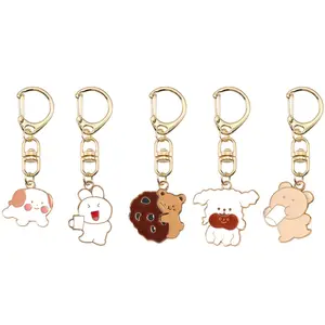 Fabricantes de llaveros de Metal personalizados, llaveros de oso de moda de dibujos animados de Anime lindo, llavero giratorio, accesorio colgante, llaveros