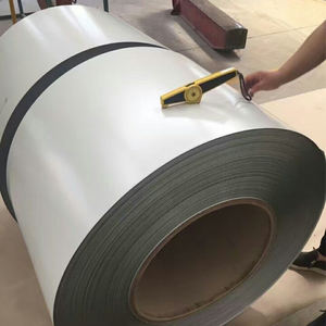 Bobinas de Acero PPGI en Oferta - RAL 6005 RAL 9016 Bobinas de Acero Prepintadas con Recubrimiento de Color Galvanizado y Aluminio para la Industria - Product Image 2