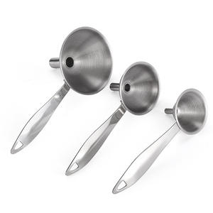 Conjunto de Funis de Cozinha Mini em Aço Inoxidável Manjia, Ferramenta de Filtragem de Óleo, Funil de Cabo Longo - Product Image 2