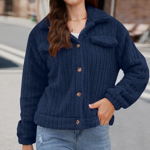 เสื้อคาร์ดิแกนผ้าฟลีซแบบมีปกสำหรับผู้หญิง คอลเลคชั่นใหม่ประจำฤดูใบไม้ร่วง/ฤดูหนาว แฟชั่นแบบสั้น - Product Image 4